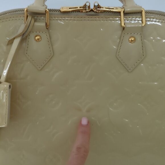 Louis Vuitton Vernis Alma Pm Monogram Doctor Bag - Picture 11 of 17